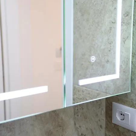 Renovated 2br Retreat Near The Sarande